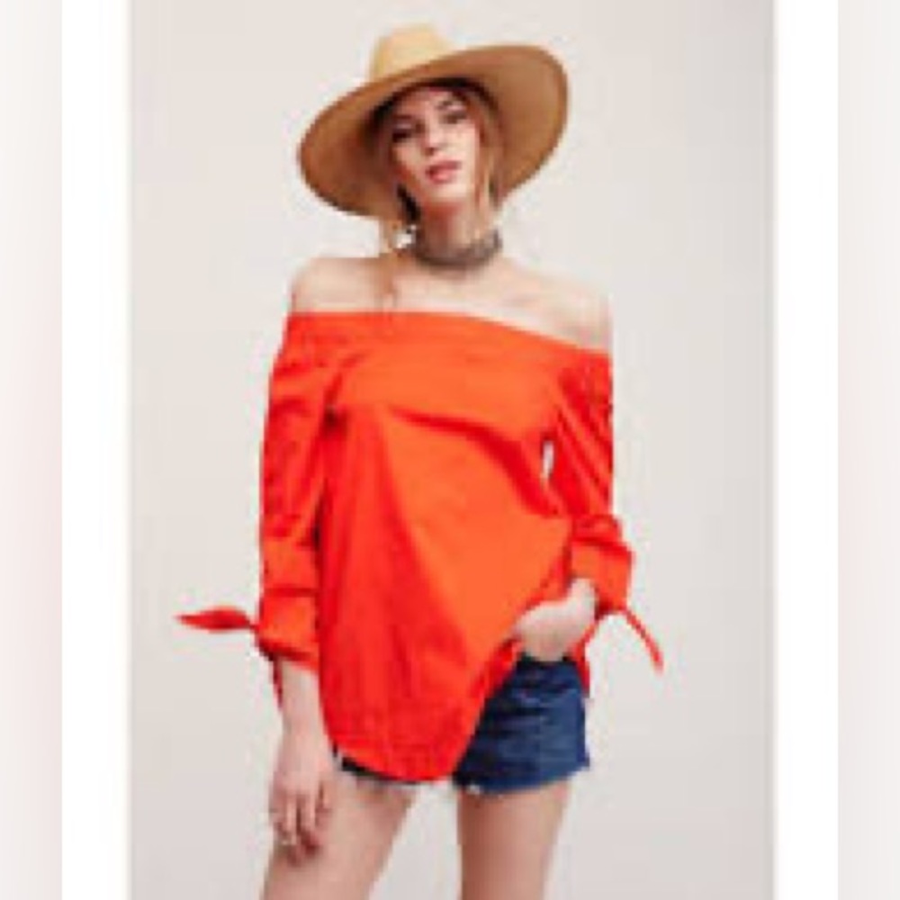 Free People Show me some shoulder off the Shoulder cotton blouse.